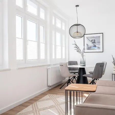 Apartament Johouse 7 *