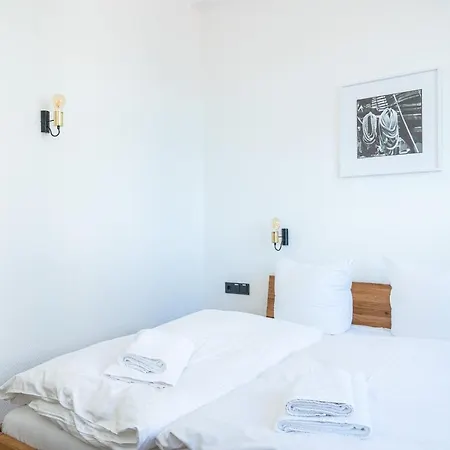 Apartment Johouse 7 *